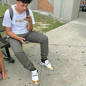 Meet your Posher, Antonio